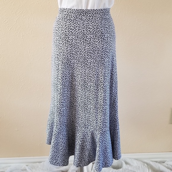 NWT MICHAEL Kors Floral Faux-Wrap Ruffle Skirt. - Picture 5 of 6